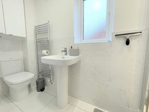 STOREYS ROAD- click for photo gallery